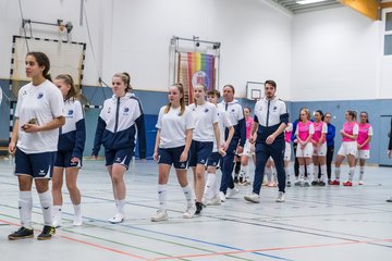 Bild 57 - F Loewinnen Hallen Cup
